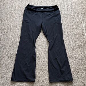 Black Flared under Armour leggings